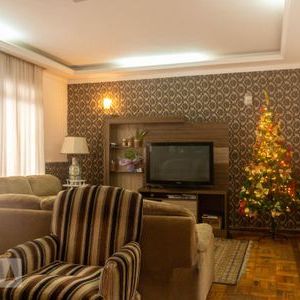 Casa para alugar com 150m², 4 quartos e 2 vagas - Foto 1