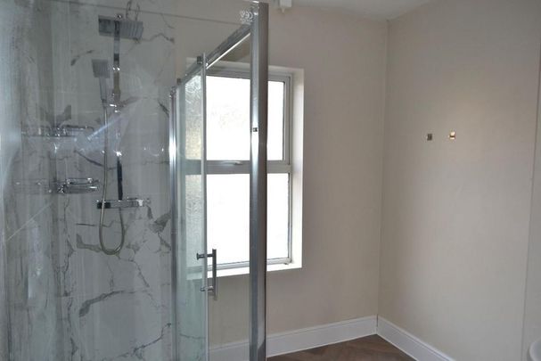 2 bedroom detached house to rent - Photo 1