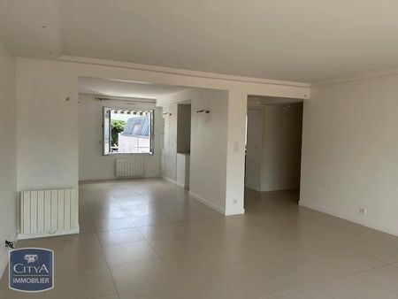 Location Appartement 3 pièces 117m² POITIERS 86000 - Photo 2