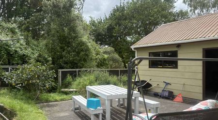 Spacious 3-Bedroom Family Home - Photo 3