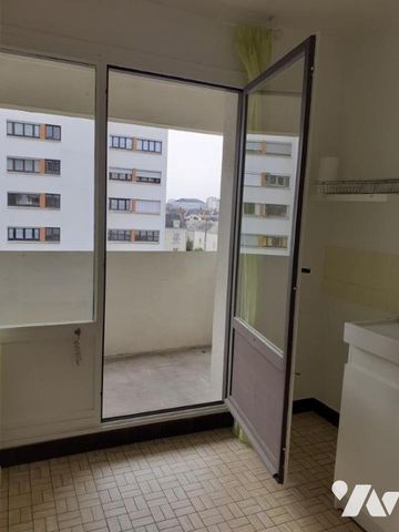 TOURS- Rue Dr DENOYELLE- T2 - Photo 5