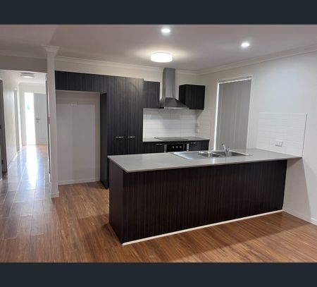 11 Brighton Street, Laidley North, Qld 4341 - Photo 4