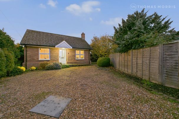 2 bedroom bungalow to rent - Photo 1