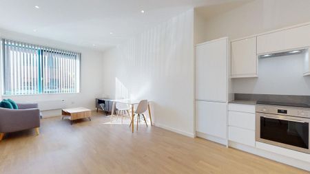 Studio to rent - Photo 2