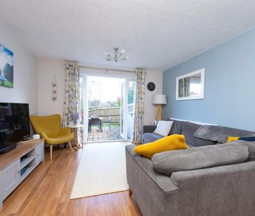 Picton Close, Camberley - 2 bedrooms Property for lettings - Seymours - Photo 1