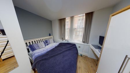 5 bedroom flat to rent - Photo 4