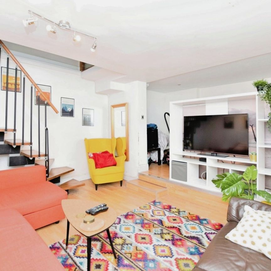 House Share to rent - Grange Road, London, SE1 - Photo 1