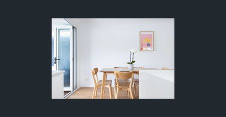 Charming 3-Bed Family Home with Lane Access & Private Yard - Photo 2