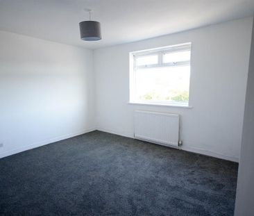 2 bedroom semi-detached house to rent - Photo 6