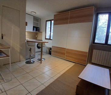 Location Appartement 1 pièce 20m² - Photo 3