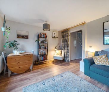 2 bedroom end of terrace house to rent - Photo 4