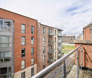 1 bedroom duplex to rent - Photo 3