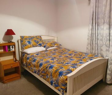 39 Donegall Avenue, Belfast, BT12 6LS - Photo 4