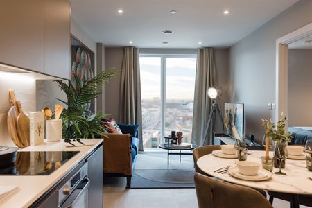 F0116 - Moda, New York Square (Leeds) - Photo 3