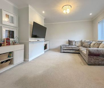 Moreton Road, CM5, Ongar - Photo 4