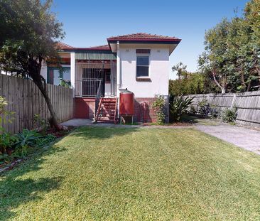 10A Calvin Street, Hawthorn VIC 3122 - House For Rent | Domain - Photo 2