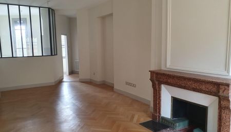 location Appartement T3 DE 89.3m² À LYON - Photo 3