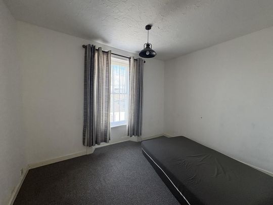 2 bedroom maisonette to rent - Photo 1