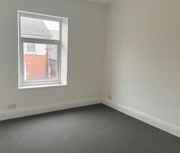 Taylor Street, May Bank, Newcastle Under Lyme, ST5 - Photo 2