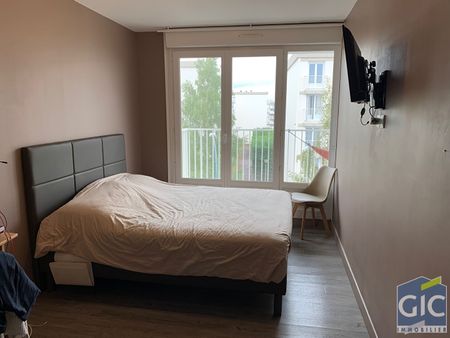 Location Appartement 3 pièces 64m² - Photo 4