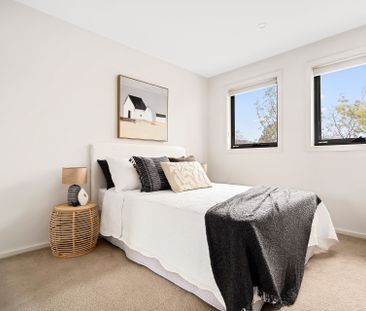 12/10 Robson Street, Garran ACT 2605 - Townhouse For Rent | Domain - Photo 6