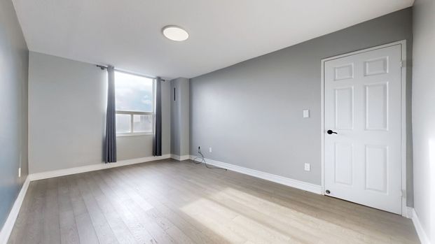 For Lease - 5 Shady Golfway N/A Unit# 715, Toronto, Ontario - Photo 1