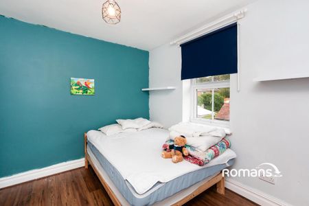 4 bedroom detached house to rent - Photo 4