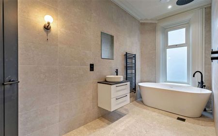 Elegant apartment is situated within a beautifully renovated period building in Cheadle Hulme. - Photo 4