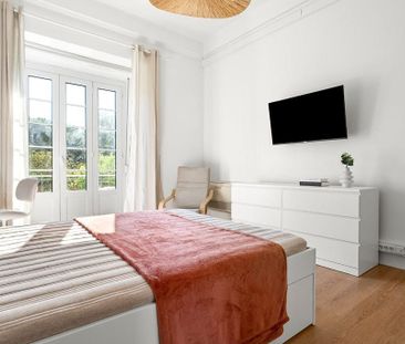 Avenida de Sidónio Pais, Lisbon, Lisbon 1050-215 - Photo 1