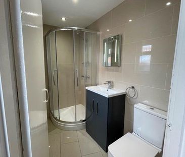 3 bedroom terraced house to rent - Photo 6