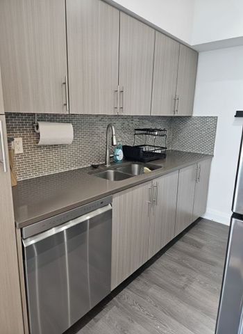 For Lease - 55 Speers Road Unit# 705, Oakville, Ontario - Photo 4