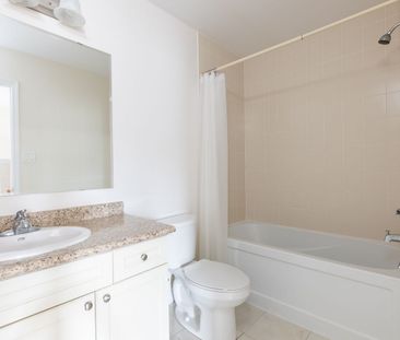 For Lease - 142 Baycliffe Crescent, Brampton, Ontario - Photo 5