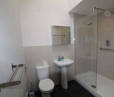 Studio to rent - Photo 4