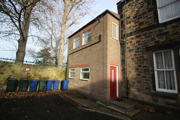 The Vicarage, Byker, Newcastle upon Tyne - Photo 1