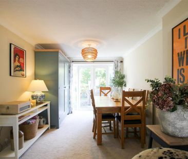 3 bedroom detached house to rent - Photo 3