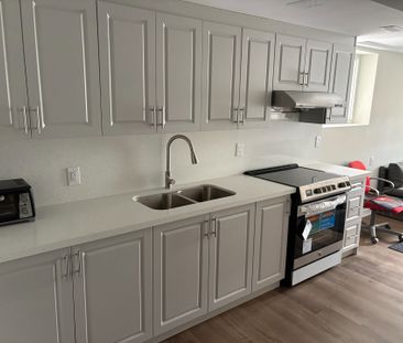 For Lease - 11 Portrush Trail Unit# Bsmt, Brampton, Ontario - Photo 2