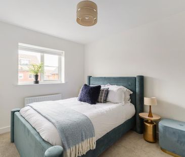 3 bedroom semi-detached house to rent - Photo 3