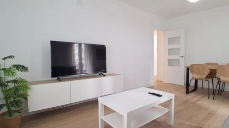 Piso de alquiler en San Esteban - San Cristóbal - Photo 2