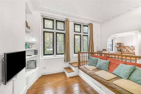 Studio to rent - Photo 2