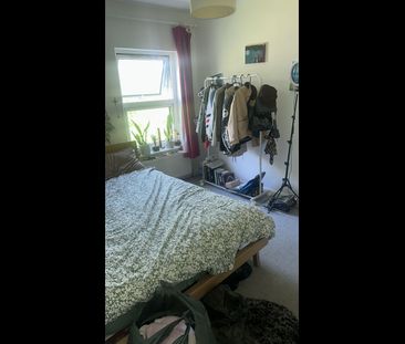 Room in a Shared House, Freshfield Road, BN2 - Photo 3
