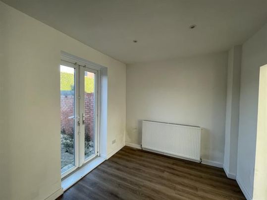 Edwin's Avenue South - Photo 1