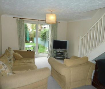 2 bedroom terraced house to rent - Photo 3