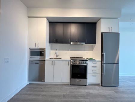 For Lease - 50 Upper Mall Way Unit# 2003, Vaughan, Ontario - Photo 2