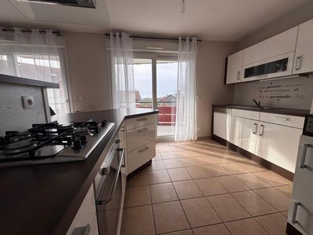 Location Appartement 3 pièces 72m² - Photo 4