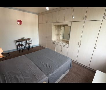 Room in a Shared Flat, Whitmore Gardens, NW10 - Photo 3