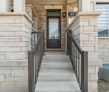 For Lease - 17 Moosehead Drive, Brampton, Ontario - Photo 6