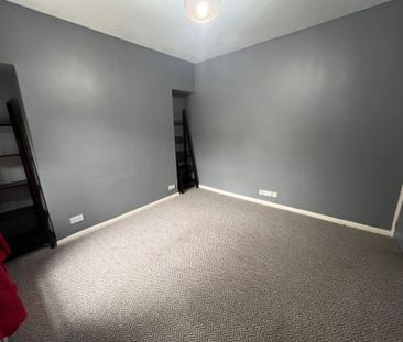 Gerald St, Swansea, SA1 - Photo 3