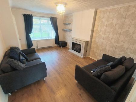 3 bedroom terraced house to rent - Photo 2