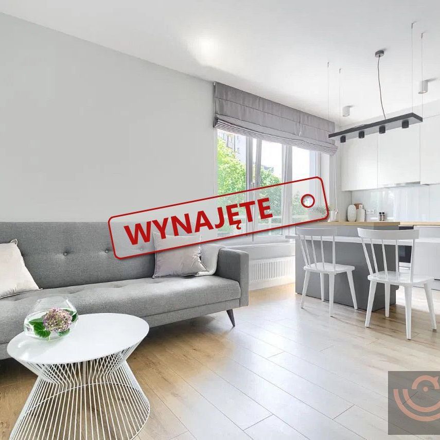 Nowe Miasto: Dwupokojowe mieszkanie z balkonem - Photo 1