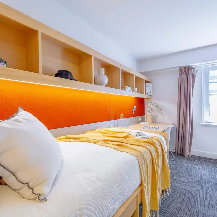 2 Bedroom Studio - Photo 1